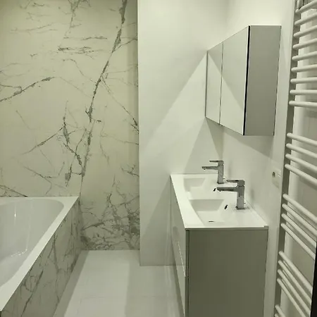 Luxury Two Bedroom With Bath Gand